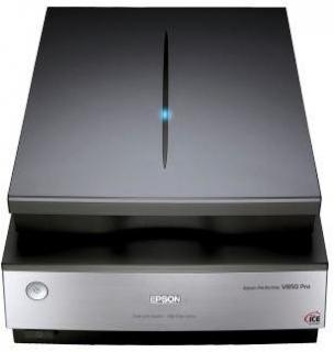 Perfection V850 Pro A4 Film & Photo Scanner 