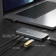 USB4 8K60 Slim USB Hub